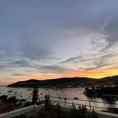 Διαμέρισμα Wonderful Duplex With A View Over Villefranchemer *